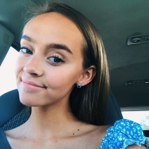 Meet your Posher, Maddie